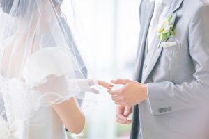 新一万円札を結婚式の祝袋にいれるのはマナー違反？